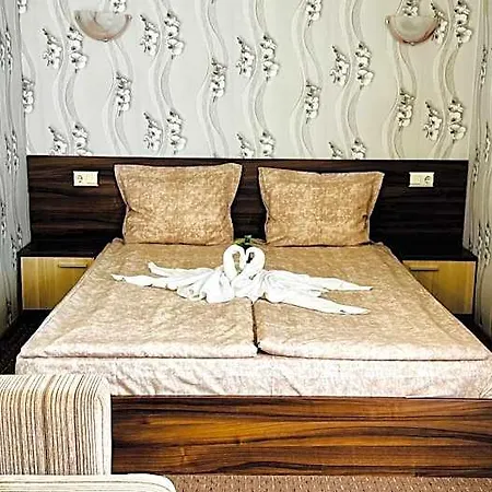 Hotel Eos