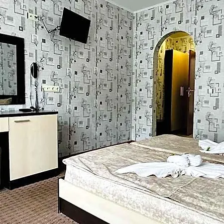 Hotel Eos